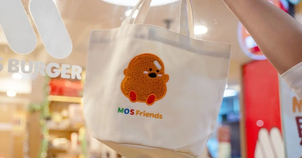 摩斯周邊加價購！MOS雞塊兄弟帆布袋 招牌小燈箱必收，摩斯春節套餐優惠一次看。