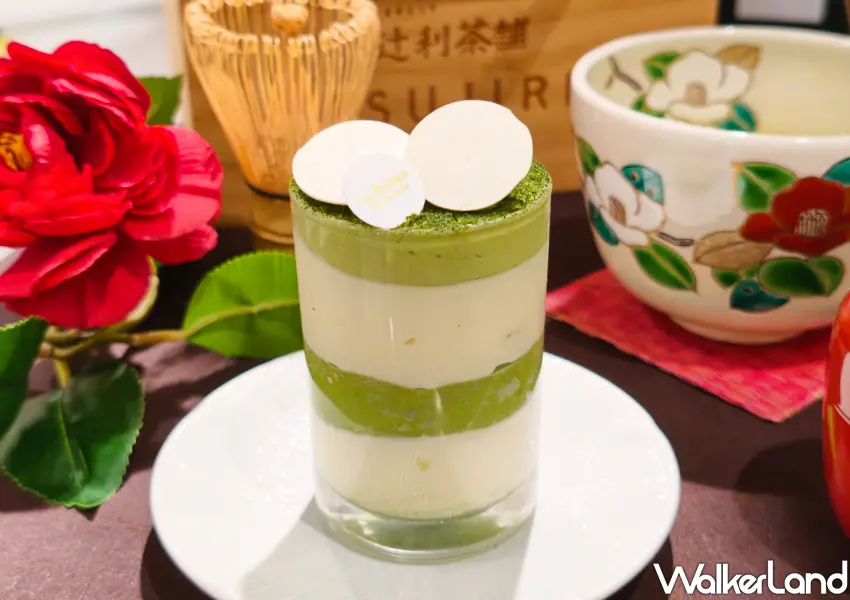 ▲辻利茶舗和法朋烘焙甜點坊聯名推出限量甜點「丸倉抹茶提拉米蘇」，夾入百香柳橙凍增添果香。(攝影：鄭雅之)