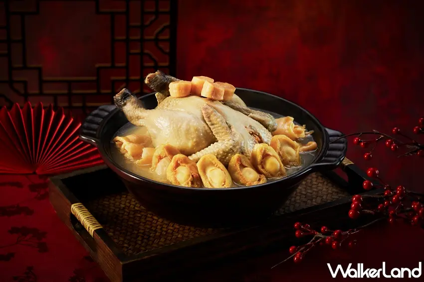 ▲圓山大飯店年菜套組:含「黃金一品花膠雞湯」、「金鯧米粉霸王鍋」等5道菜,早鳥8.6折優惠價9,998元,加贈無添加調味珍鮮(價值460元)