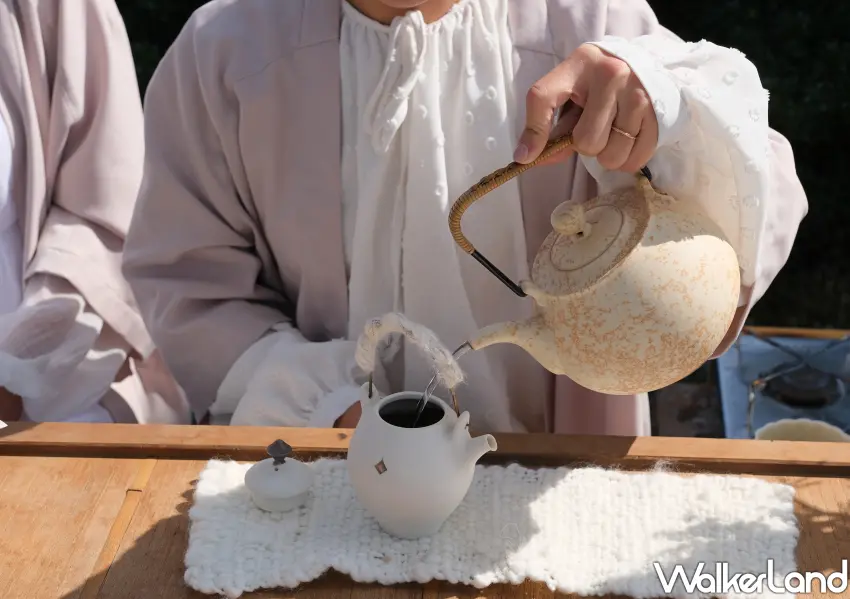 ▲規劃個類型茶席、市集與體驗設計，讓茶不只是儀式，而是沈浸式體驗台灣在地茶。(攝影：鄭雅之)