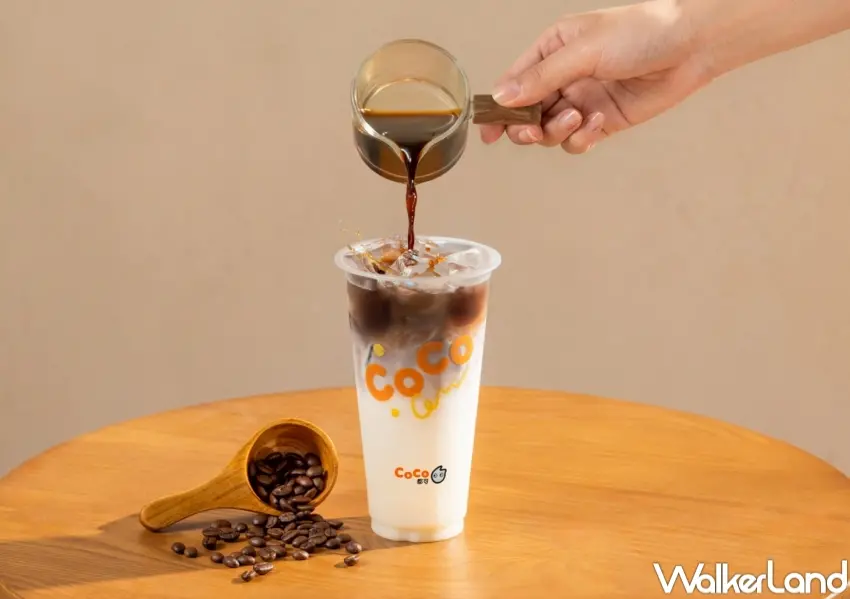 ▲CoCo都可推出「百香雙響炮(L)+生椰職人拿鐵(14oz)」明星組合，酸甜果茶搭配椰香咖啡，適合節前一次帶走。
