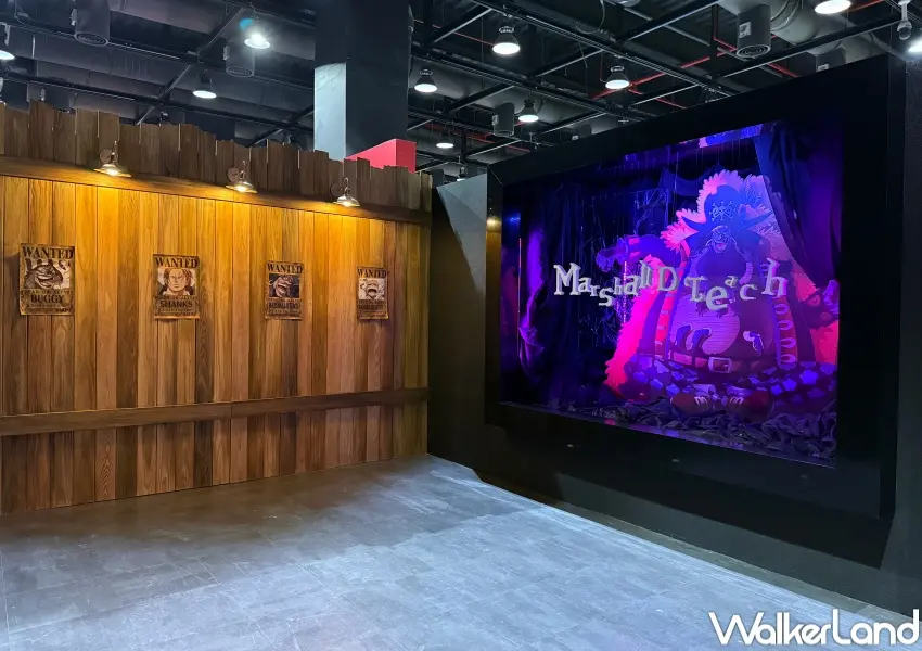 ▲航海王25週年展覽新四皇展區，紅髮傑克、黑鬍子、巴其、魯夫新四皇，搭配獨家影片，打造新四皇海賊旗、懸賞單打卡點。(攝影：鄭亦庭)