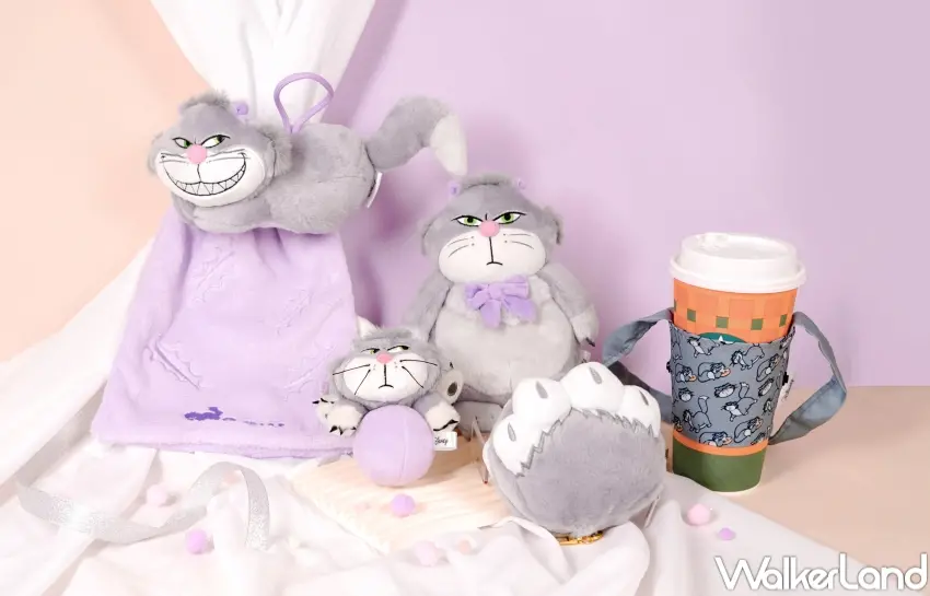 ▲7-11推出迪士尼魯斯佛系列周邊，造型存錢筒與招財貓展現角色一貫的酷跩表情。