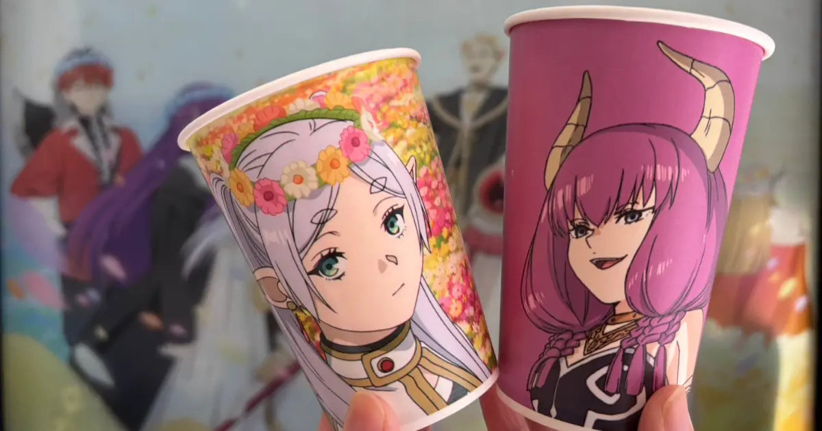 葬送的芙莉蓮早餐店！拉亞聯名推芙莉蓮奶茶杯 寶箱怪蛋餅盒，早餐就吃拉亞。