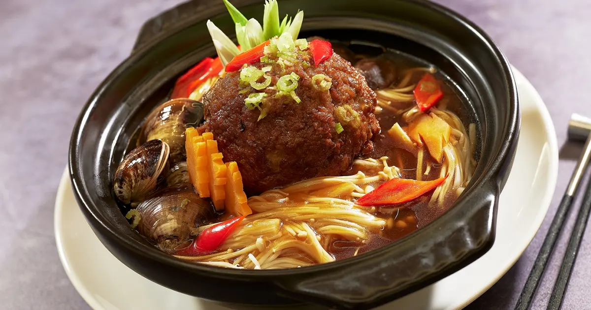 抽北陸鐵路周遊券！JR東日本大飯店台北推「若狹牛」饗宴 3800元爽吃肋眼、鱈場蟹套餐。