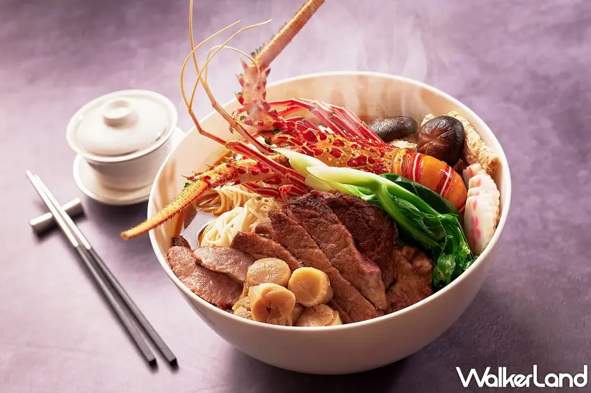 ▲凱華樓中華料理「龍蝦和牛肉麵」以濃郁湯頭結合龍蝦鮮甜與和牛脂香。圖/JR東日本大飯店台北提供;窩客島整理