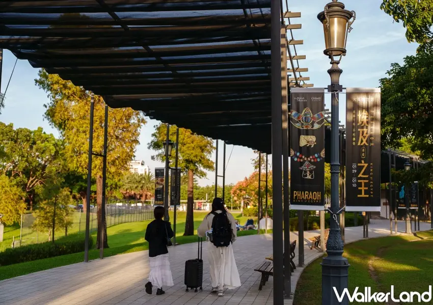 ▲奇美博物館《埃及之王：法老》憑票搭高鐵85折！新推出「高鐵國旅聯票」專屬優惠，購票可享高鐵票 85 折。