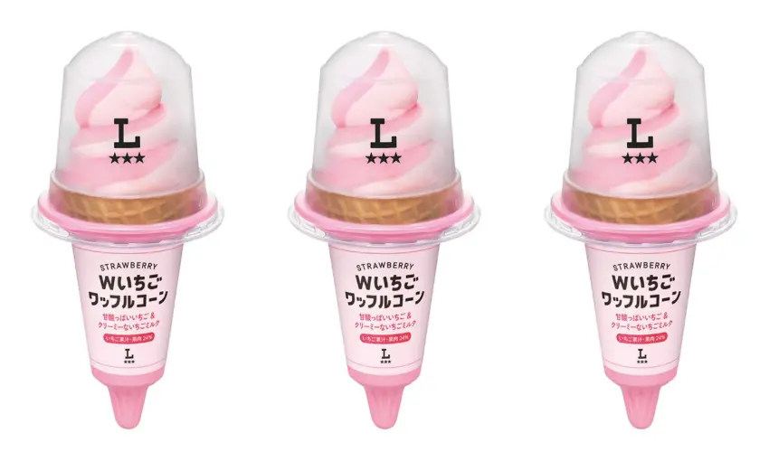 ▲結合兩種草莓冰淇淋，一種是帶有草莓果肉顆粒的，另一種是滑順綿密的草莓牛奶冰淇淋，奶香濃郁。