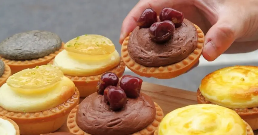 台南甜點推薦！7大台南中西區甜點清單，流心半熟起司塔、抹茶生乳捲必吃。