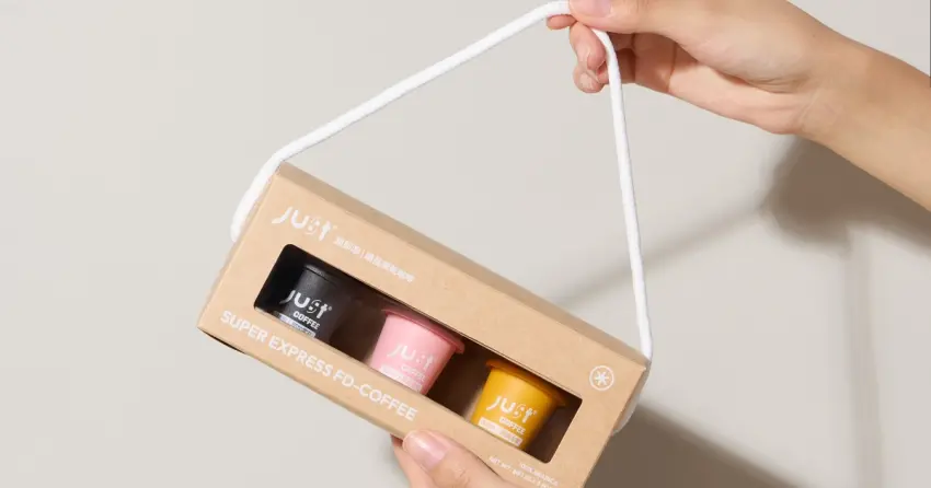 口袋裡的咖啡師！JUST COFFEE引領黑金新浪潮，凍乾技術完美鎖住現磨香氣。