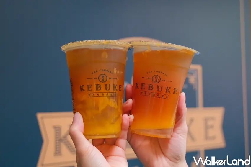 ▲可不可熟成紅茶以「無言的結橘」復刻90年代金曲記憶，陪粉絲迎接新春。（攝影：張人尹）