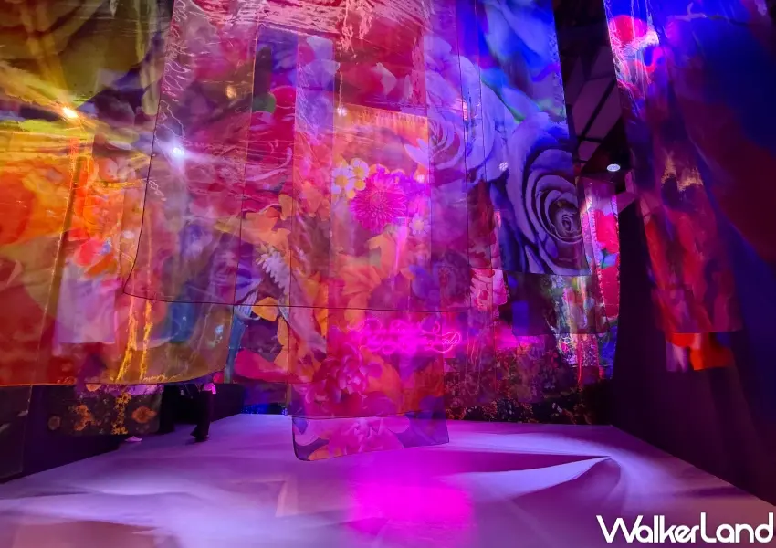 ▲蜷川實花展台北站全新展區！《生命的殘骸》巨大花朵布幔垂落，蜷川實花打卡點。(攝影：鄭亦庭)