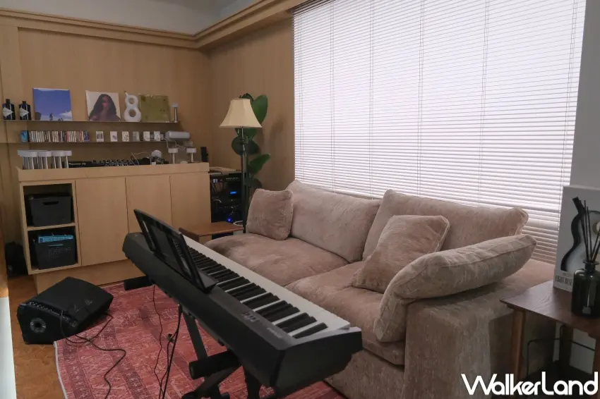 ▲local local park 將DJ台融入整體設計，讓音樂與空間成為自然存在。（攝影：張人尹）