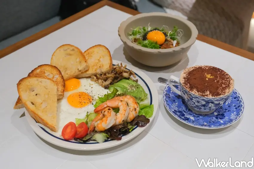 ▲local local park 白天供應全日早午餐，酪梨、鮭魚與培根組合成豐盛餐盤。（攝影：張人尹）