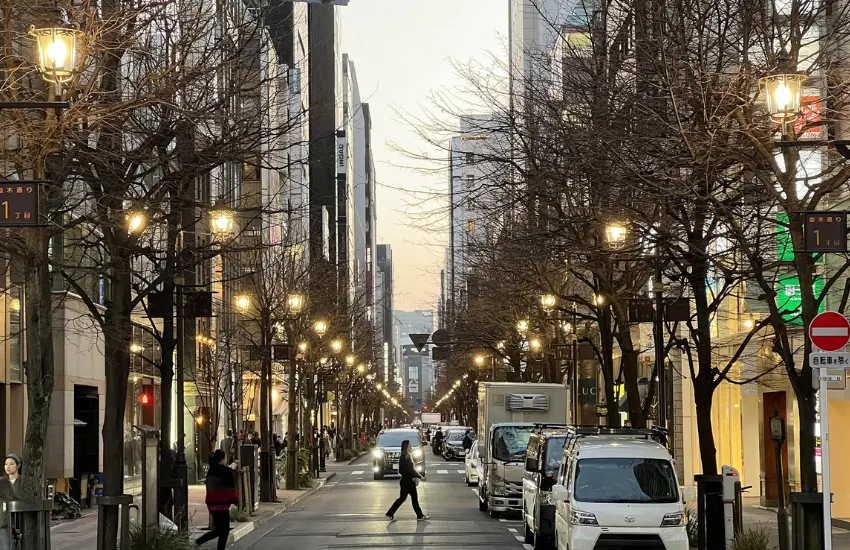 ▲瓦煎餅不只是因為精緻好看，咬下去的瞬間，更是蛋香濃郁、餅體細膩回甘。