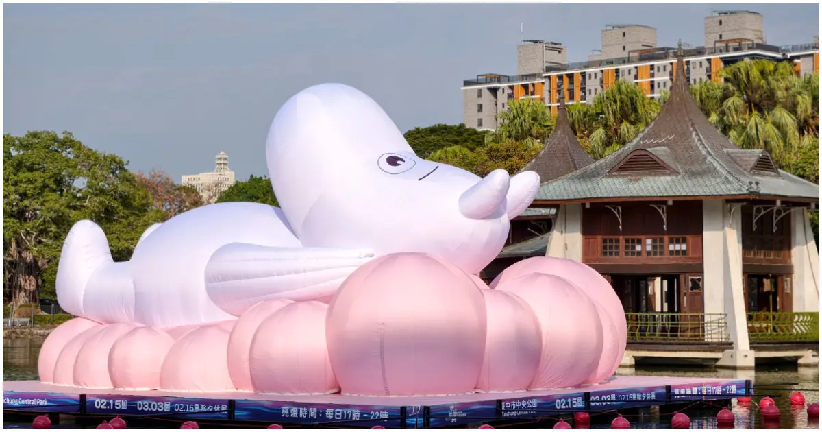 姆明（嚕嚕米）漂浮台中公園！不只市民廣場有北歐精靈，湖心亭成打卡新熱點。