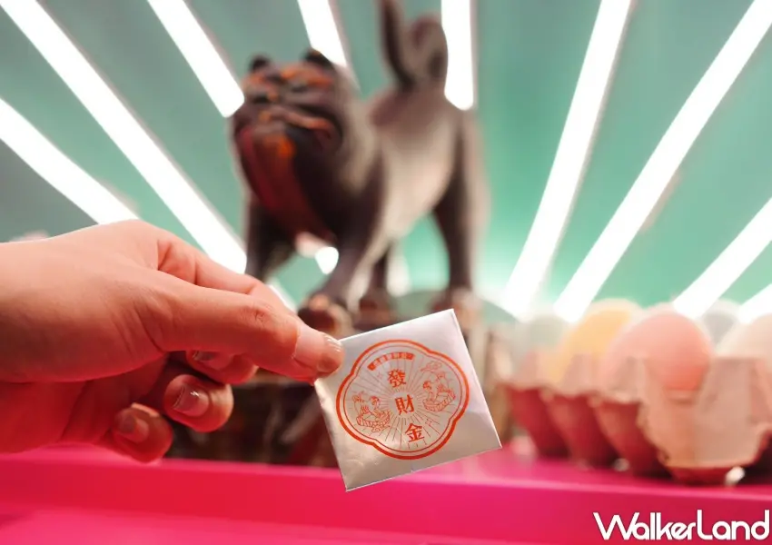 ▲南美館HOLY百虎齊發展覽！上百尊虎爺展示，限定虎爺周邊一次逛。