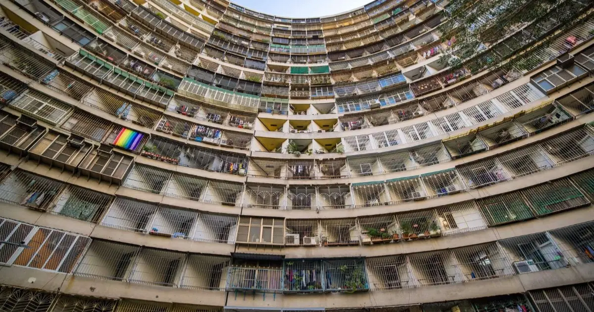 打卡「台版小香港」！果貿社區順遊 5 大熱點，相館甜點、眷舍餐酒館全收藏。