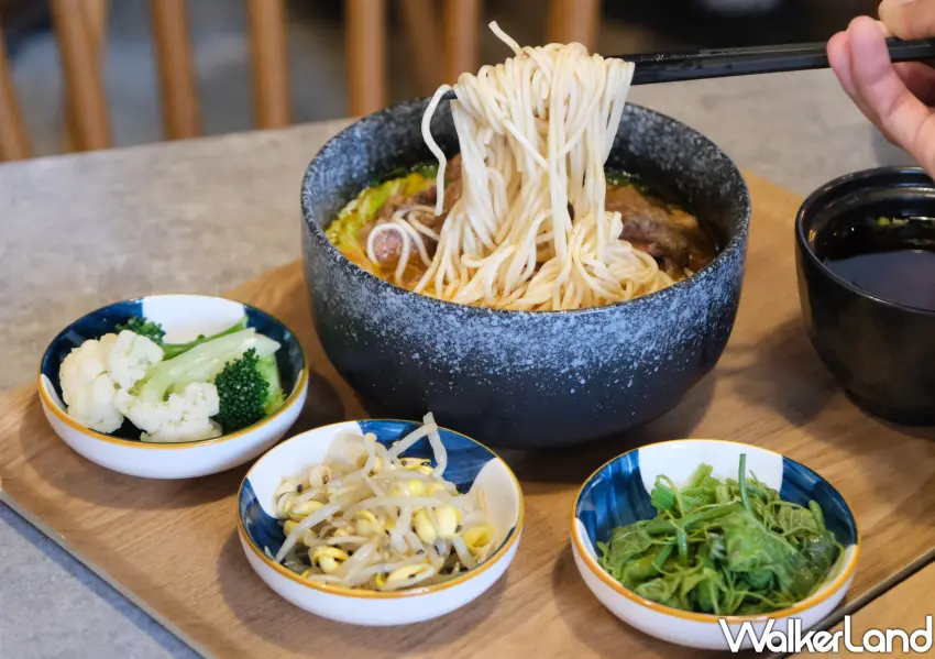 ▲和牛十圖安和店每份主食都富有三款小菜。