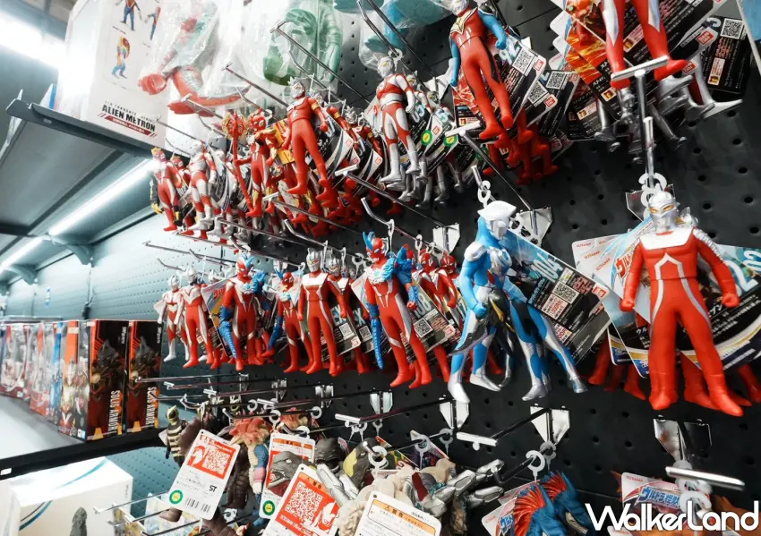 ▲超人力霸王快閃店小男孩會逛到不想走。