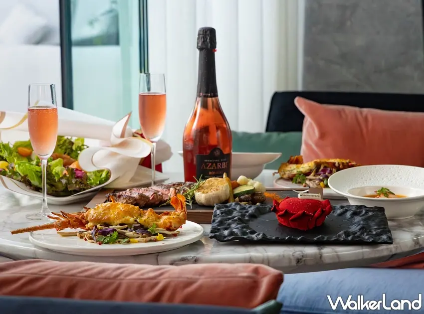 ▲天空酒吧推出情人節海陸饗宴，每組售價 5,920 元+10%，套餐含波士頓龍蝦與爐烤美國肋眼牛排等海陸佳餚，搭配西班牙粉紅氣泡酒，打造浪漫晚宴。圖／高雄日航酒店提供；窩客島整理