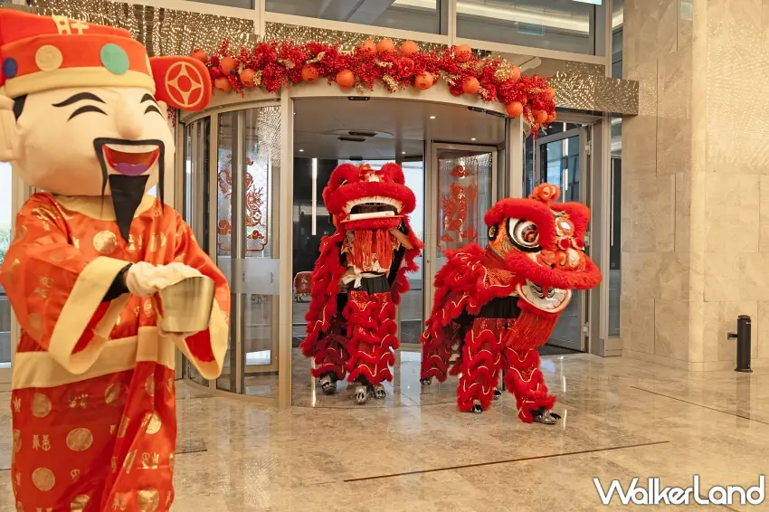 ▲台北漢來喜迎馬躍新春豐年...jpg 圖說：台北漢來大飯店將於大年初一安排舞龍舞獅與財神爺送福糖，為住客帶來滿滿的開運喜氣。圖／台北漢來大飯店 提供；窩客島整理