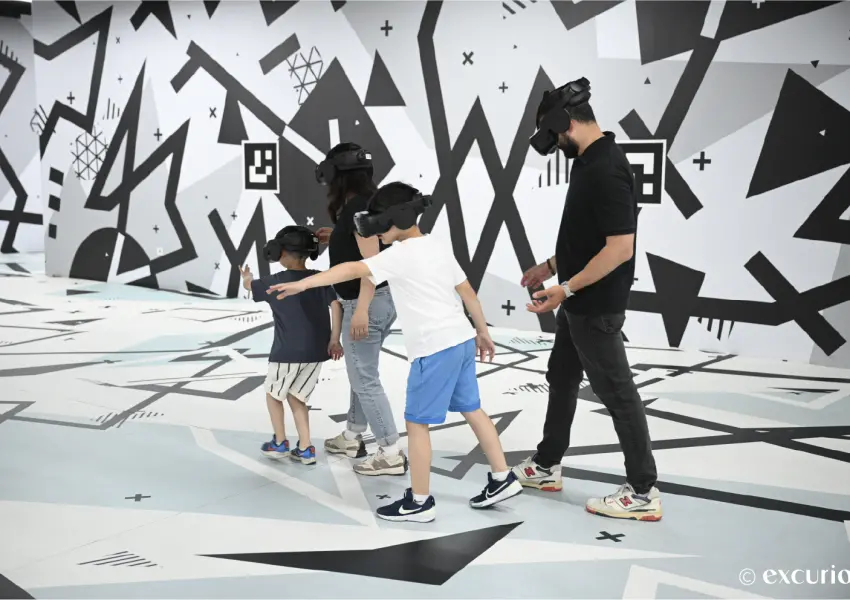 ▲松菸沈浸式埃及VR展覽！推薦跟親友組隊一起探險，一秒穿越埃及。