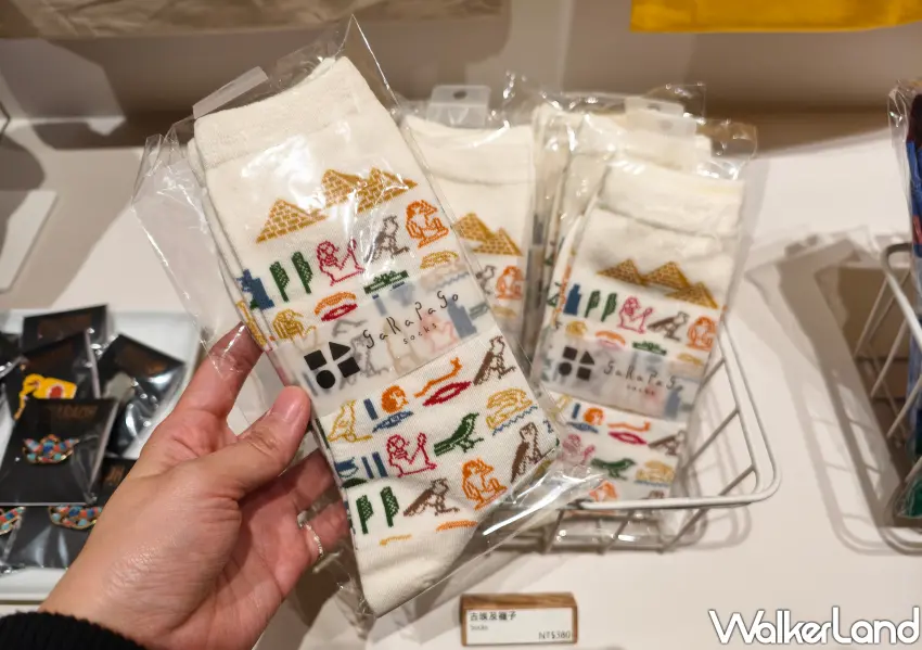 ▲埃及之王法老展周邊商品也很好買。(攝影:鄭雅之)