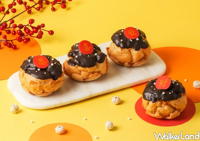 ▲雙連概念店限定的新春祝福耶克，上頭點綴著恭、喜、發、財等喜氣字樣的巧克力，象徵新年的好兆頭。