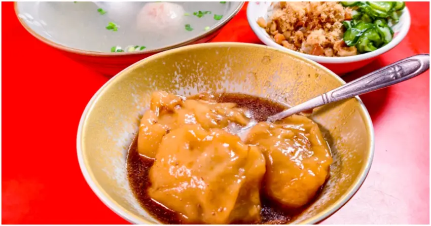 80年高雄肉圓老店！三塊厝肉圓嫂傳承四代，延續甕滷老味道，米糕也是經典。