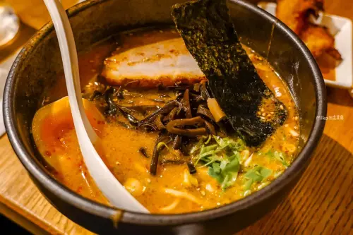 牛骨ごっつおらーめん 鳥取店