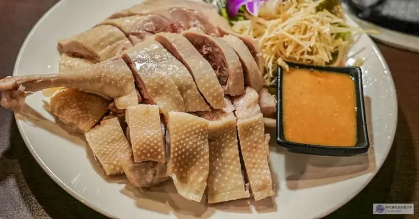 桃園大鼎庭園餐廳復古客家菜，八菜一湯3000元有找，限量鵝肉必點。