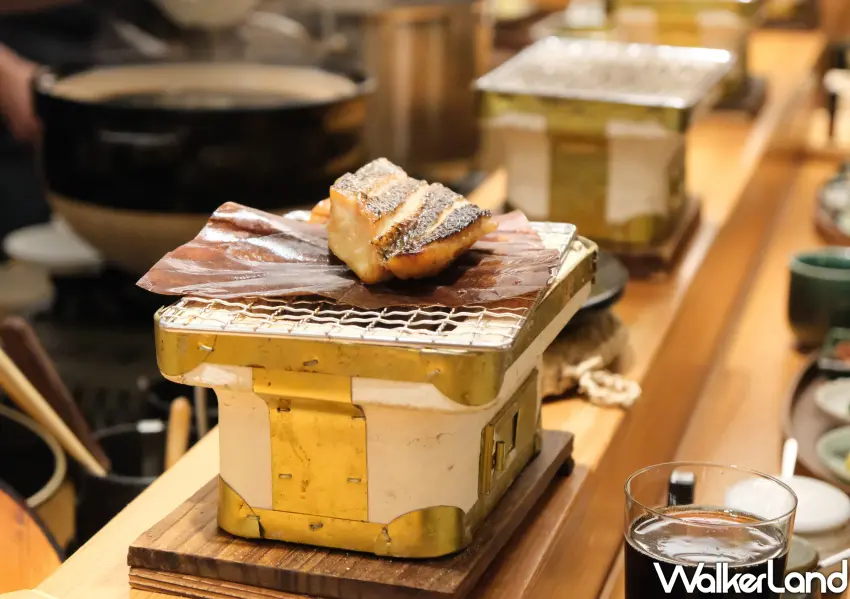 ▲位於富錦街「朝炭」烤魚專門店即將開幕,帶來不一定要早午餐選擇。(攝影:鄭雅之)