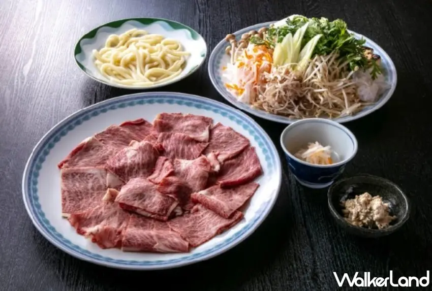 ▲壽喜燒套餐的牛肉使用了廣島和牛「元就」，肉質鮮嫩柔軟，油脂分布恰到好處，絕對值得前來品嘗。 圖／料理旅館玉乃家提供；窩客島整理