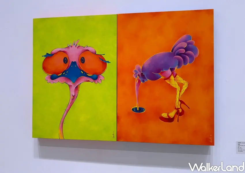 ▲克拉蘇塔《人類錯誤認證》系列以幽默擬人動物為主角，捕捉日常生活中的荒謬瞬間。(攝影：鄭亦庭)