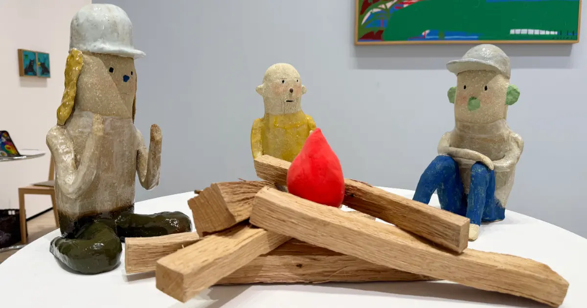 免門票台北展覽！內湖雙人展覽 日常小劇場，看火堆陶偶、幽默動物畫免費拍。