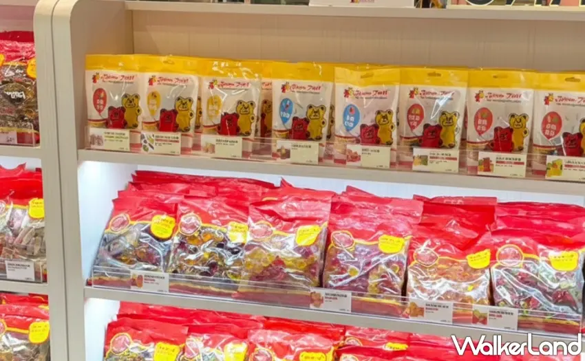 ▲迎接新年，Bären-Treff德國派對熊推出125g新包裝，以及3款全新大包裝口味「莓香玫瑰造型果汁軟糖」、「酸甜汽水風味軟糖」、「水蜜桃一口軟糖」。圖／Bären-Treff德國派對熊提供；窩客島整理