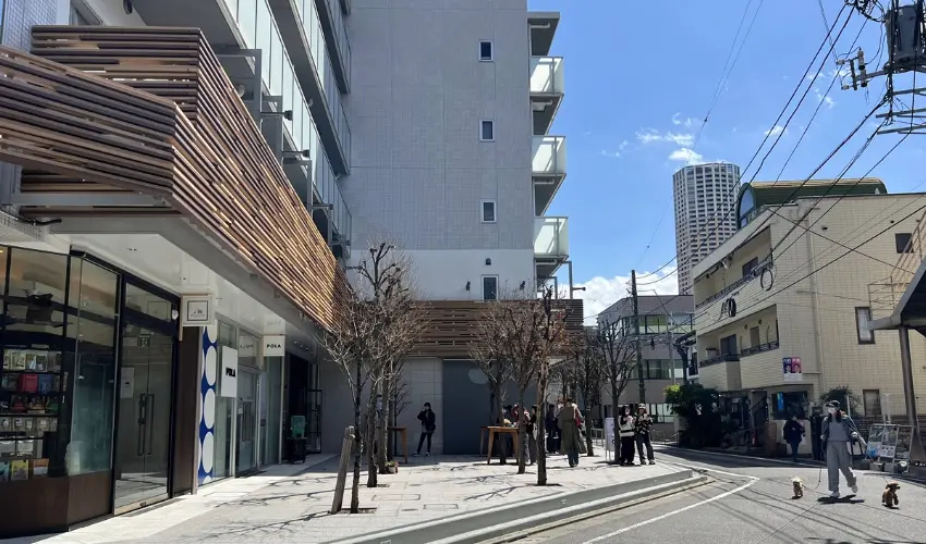 ▲目黑川兩岸的生活日常流露著慢慢來也可以很講究的街區哲學。