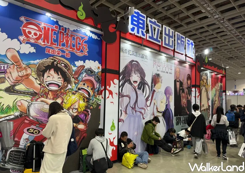 ▲2026台北動漫節於南港展覽館一館開幕，芙莉蓮、鬼滅之刃、咒術迴戰、坂本日常等人氣動漫周邊一次逛。(攝影：鄭亦庭)