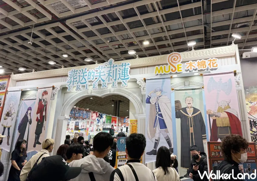 ▲2026台北動漫節近800攤動漫、IP周邊商品，引發排隊熱潮，甚至一度停止排隊，動漫迷必衝南港逛爆。(攝影：鄭亦庭)