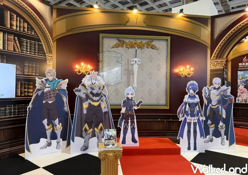 ▲2026台北動漫節必拍貴族轉生宮廷風造景，打卡就送貼紙、青文貴族轉生輕小說與漫畫折價券。(攝影：鄭亦庭)