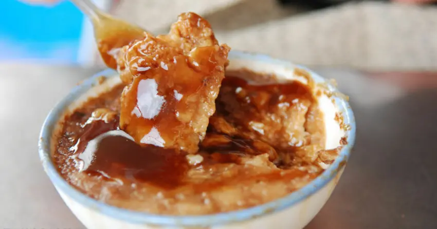 台南美食老字號必吃9選！台南35元百年碗粿 超爆量草莓冰，排隊也要吃到。