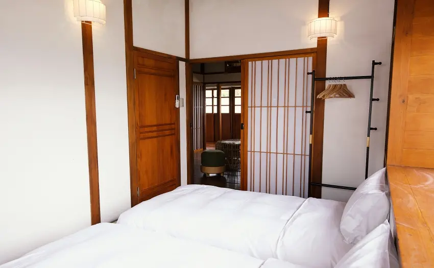 ▲「寶桑町屋」獨棟日式町屋中，和式客房空間典雅舒適，更能將休憩與睡眠空間明顯區隔。 圖／雲品國際提供；窩客島整理