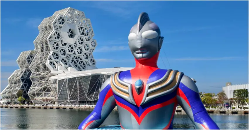 超人力霸王現身高雄！2026高雄冬日遊樂園盛大開幕，15公尺高超人力霸王帥氣登場。