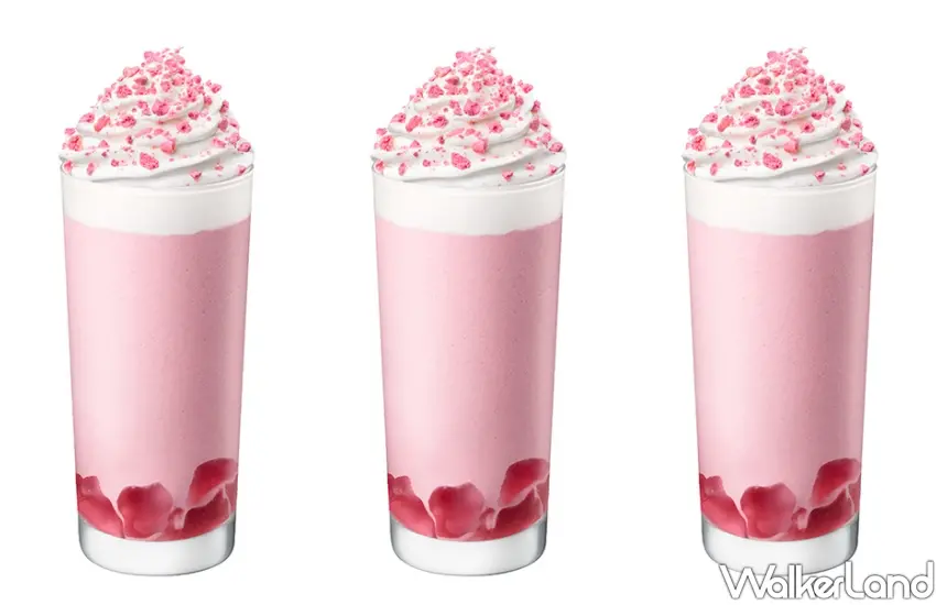 ▲草莓控必喝「粉紅草莓風味星冰樂」，滿滿粉紅吉利與草莓餅乾碎片的夢幻組合。