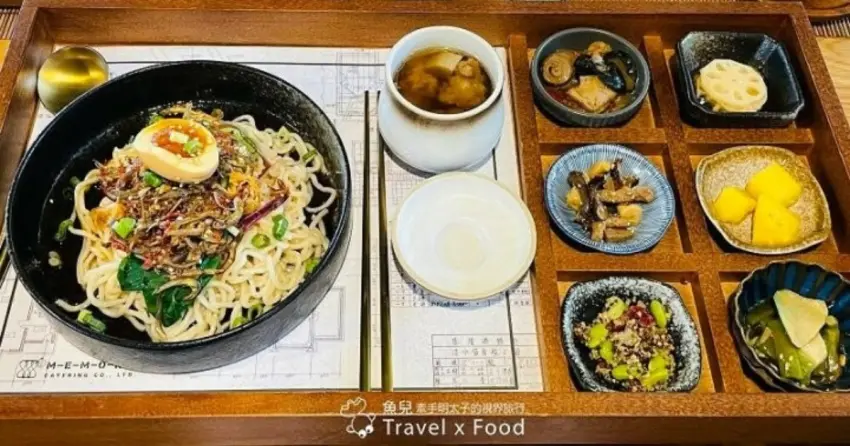 ▲「時光樹影」的餐食種類眾多，正餐、甜點與飲品任君挑選。必點的套餐組合更是誠意十足，主餐附上六樣特製小菜，精緻日式擺盤配上豐富菜色，可說是視覺、味覺的雙重享受。