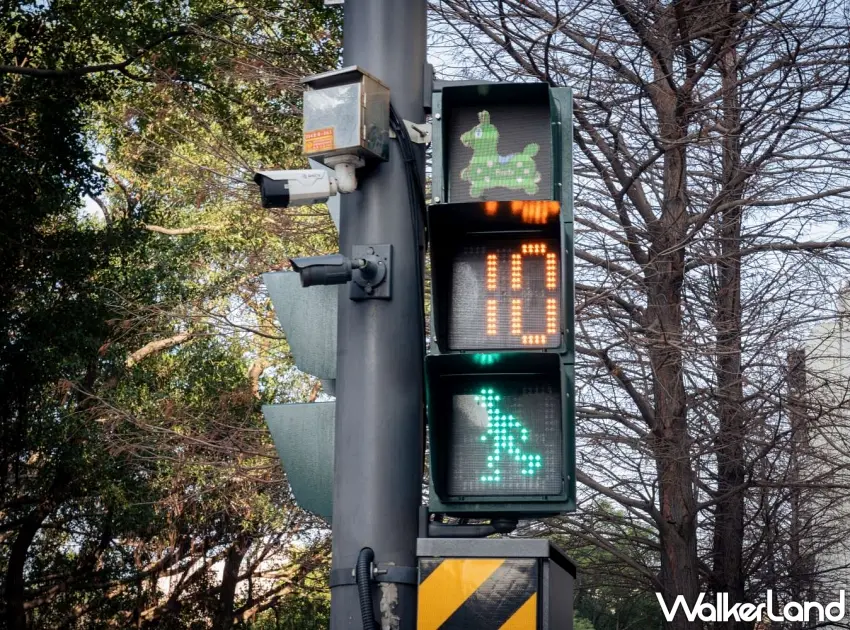 ▲市民在創意號誌的指引下漫步街頭，感受「安居科技城」充滿溫度的生活氛圍。圖／新竹市政府提供；窩客島整理