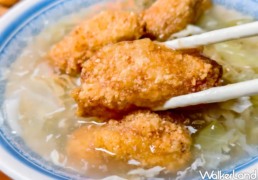 ▲「三伯仔土魠魚羹」的厚切魚肉,份量十足。(美食好芃友提供)