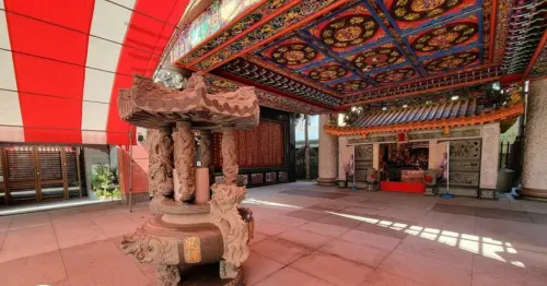 春節5大桃園走春景點推薦！桃園自強號土地公、土地公博物館，桃園春節招財景點。