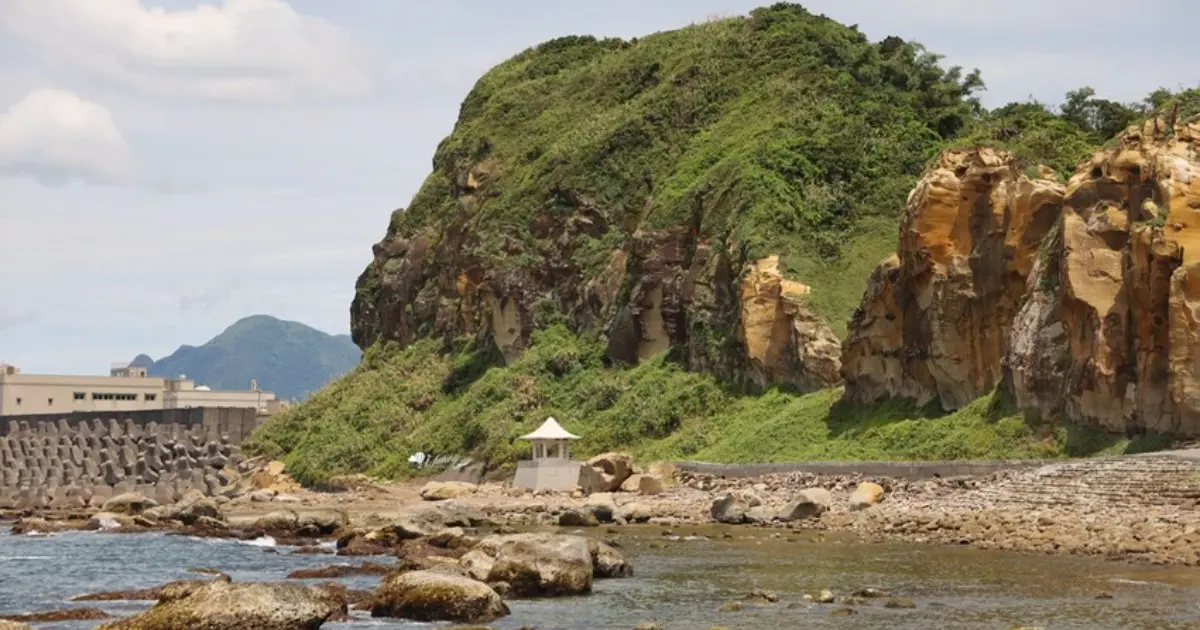 春節基隆一日遊推薦！基隆和平島 彩虹屋一日遊景點，基隆人必吃7大在地排隊美食。